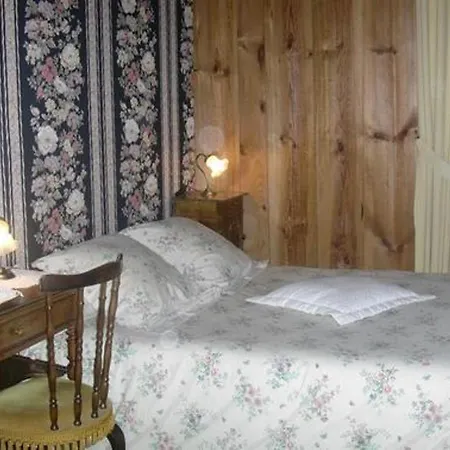 Chambres D'hotes La Jacquerolle Bed and Breakfast